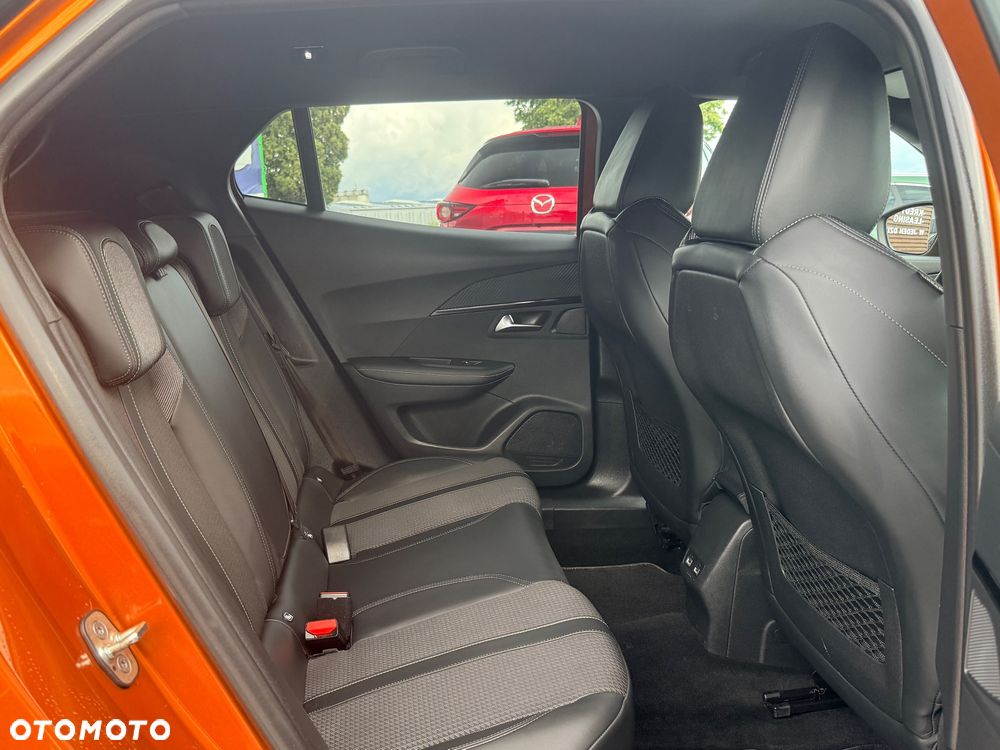Peugeot 2008 BlueHDi 130 GT S&S EAT8 - 23