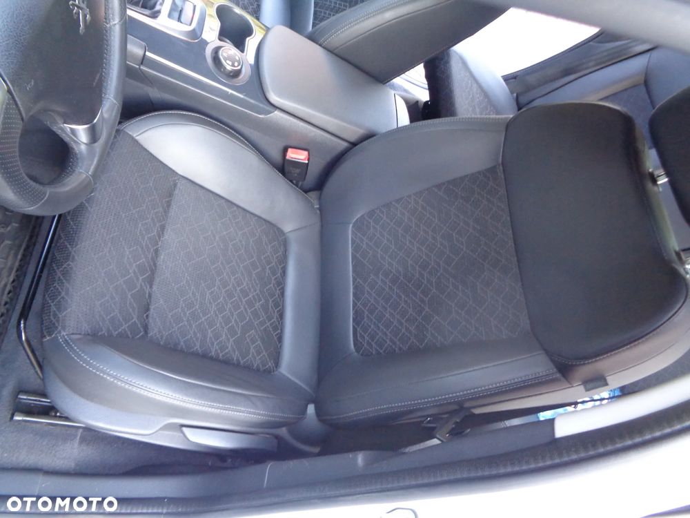 Peugeot 3008 HDi FAP 115 Active - 20