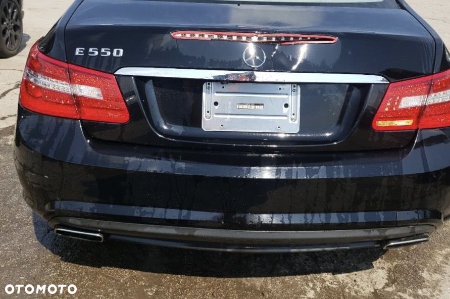 Mercedes-Benz Klasa E - 19