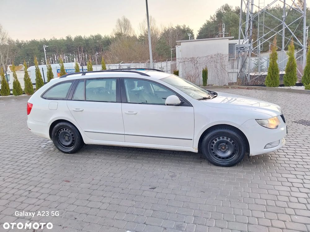 Skoda Superb 2.0 TDI Business - 4