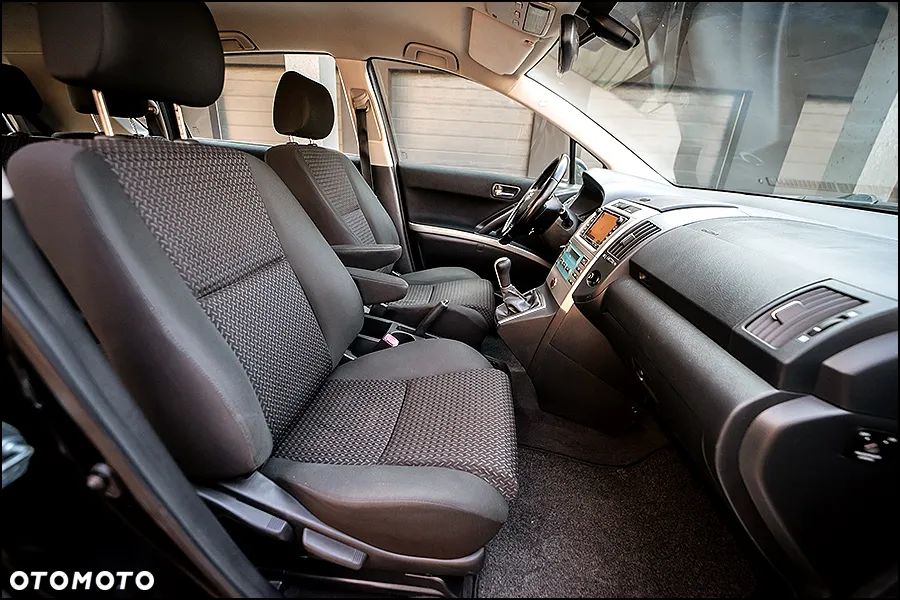 Toyota Corolla Verso - 37