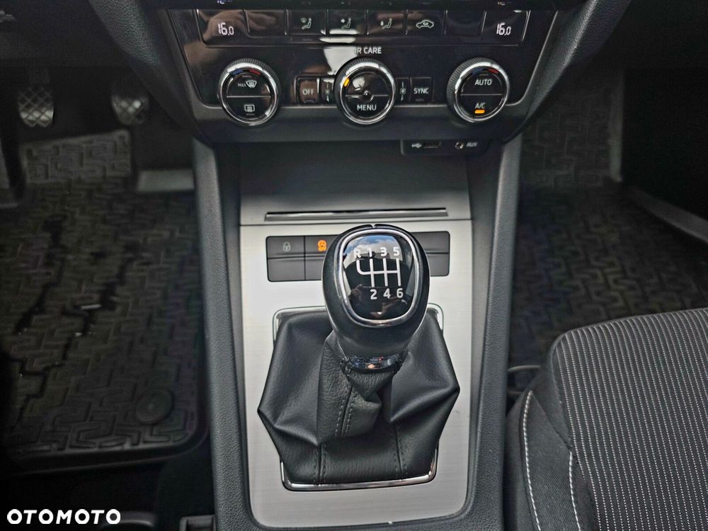 Skoda Octavia 1.4 TSI Ambition - 19