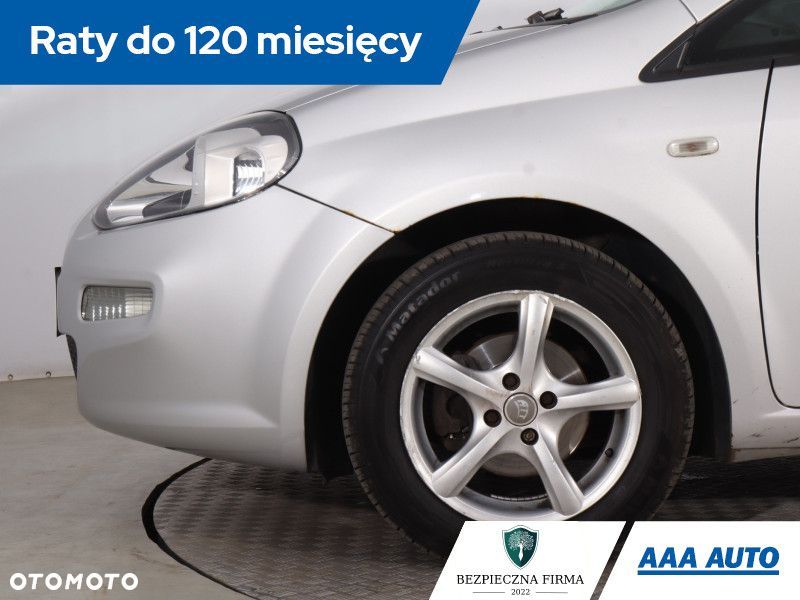 Fiat Punto 2012 - 16