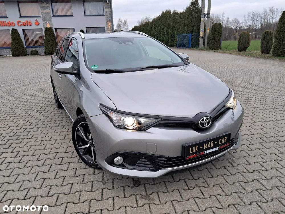 Toyota Auris 1.2 Turbo Team Deutschland - 5
