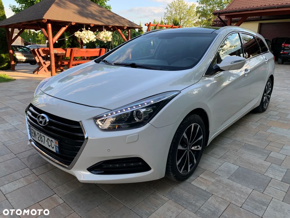 Hyundai i40 Kombi blue 1.7 CRDi DCT Premium