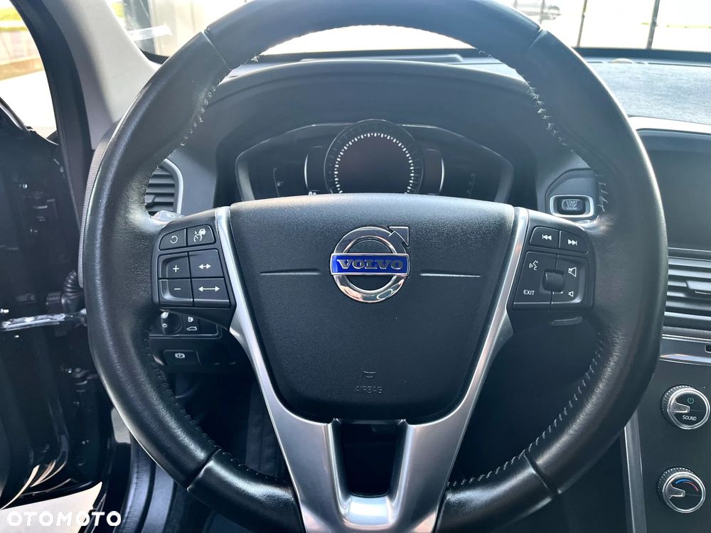 Volvo XC 60 D3 Geartronic Summum - 7
