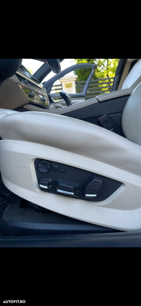 BMW Seria 5 525d Sport-Aut. - 12