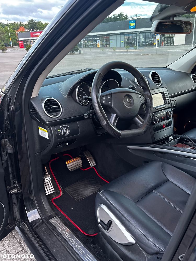 Mercedes-Benz GL 320 CDI 4Matic 7G-TRONIC - 15