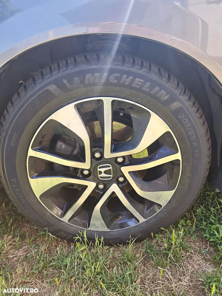 Honda Civic 1.8 MT LS - 10