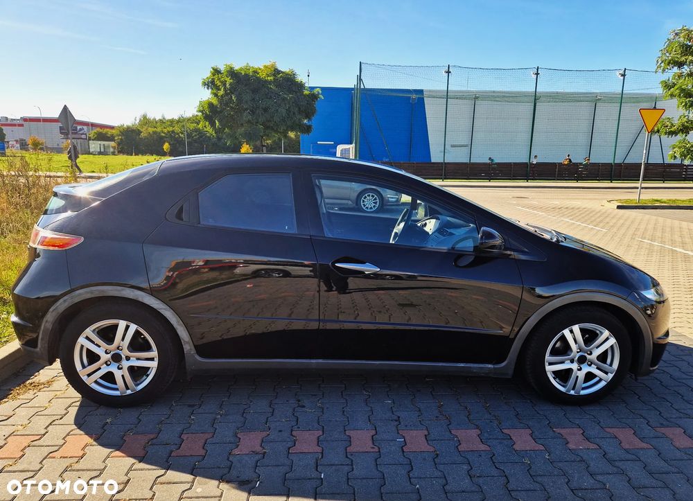 Honda Civic 1.8 Comfort - 3