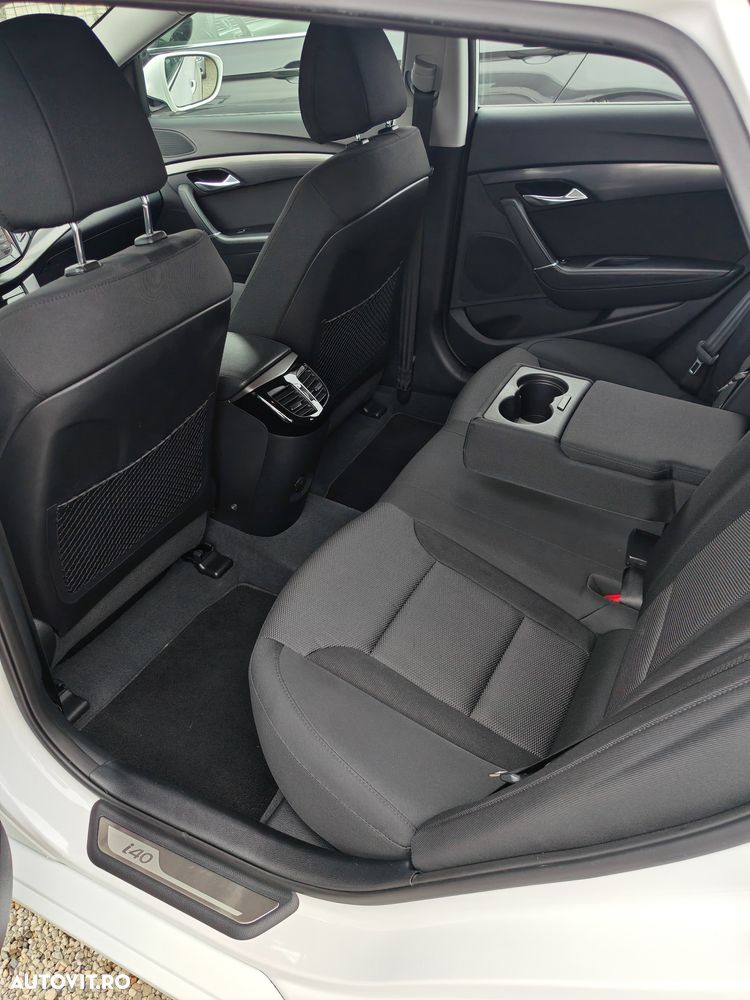 Hyundai i40 Kombi 1.7 CRDi DCT Style - 12