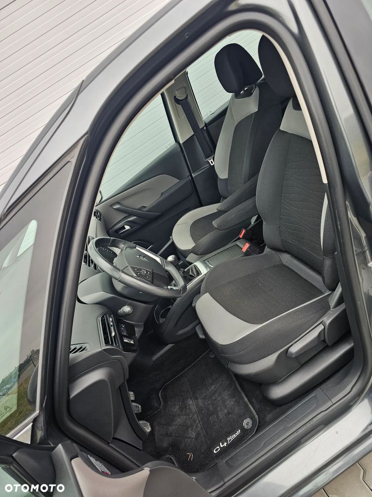 Citroën C4 Picasso PureTech 130 Stop&Start SELECTION - 22