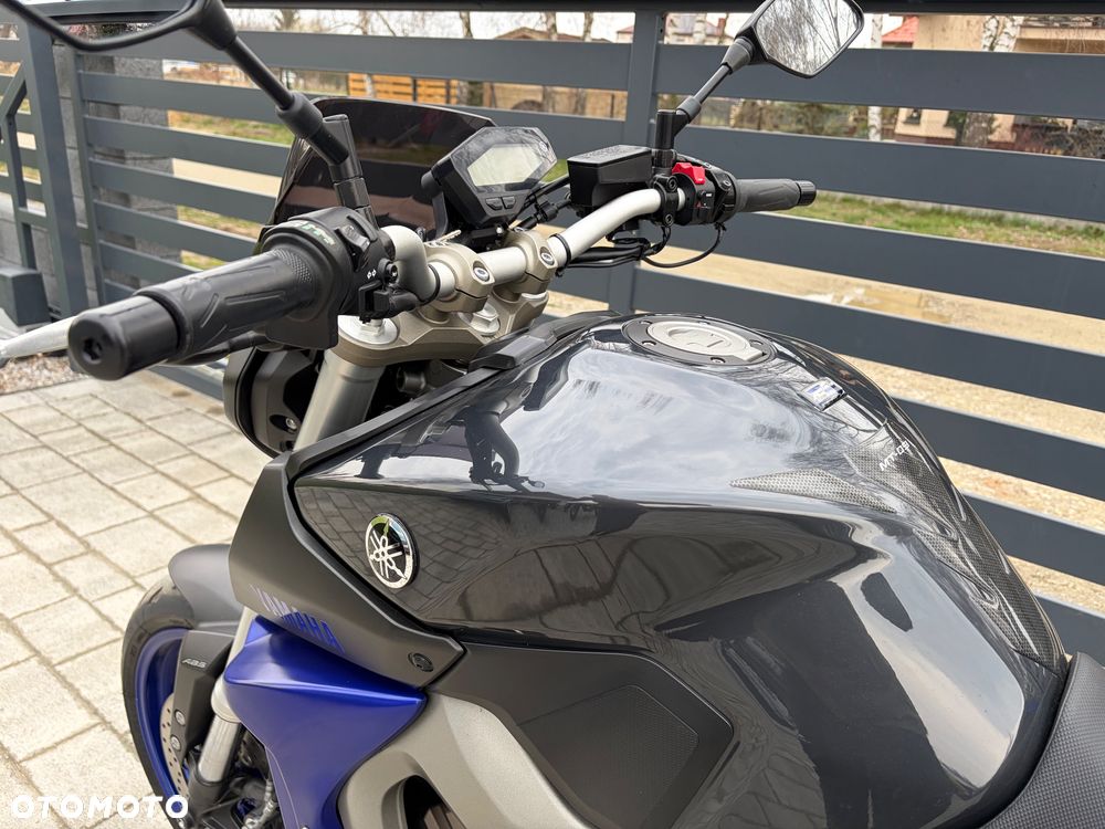 Yamaha MT - 19