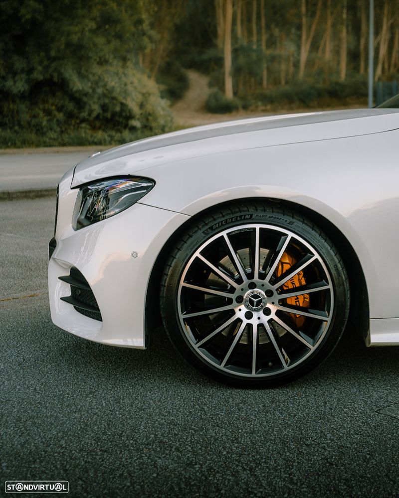 Mercedes-Benz E 300 AMG Line - 9