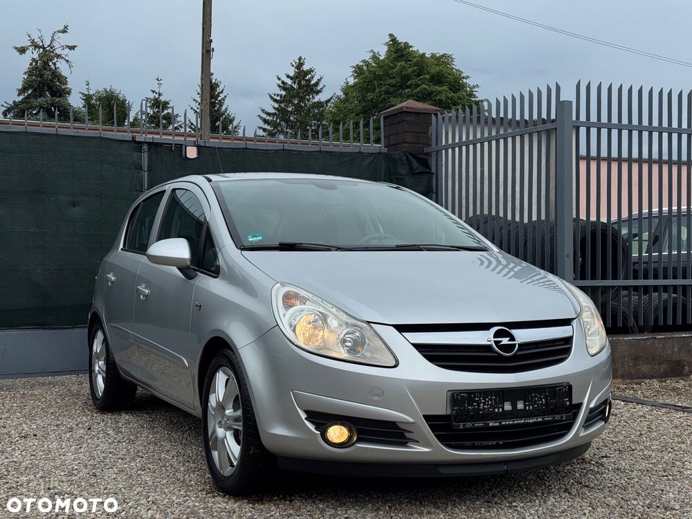 Opel Corsa 1.2 16V Comfort - 1