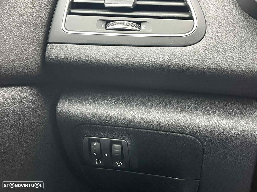 Renault Mégane 1.5 dCi Zen - 16