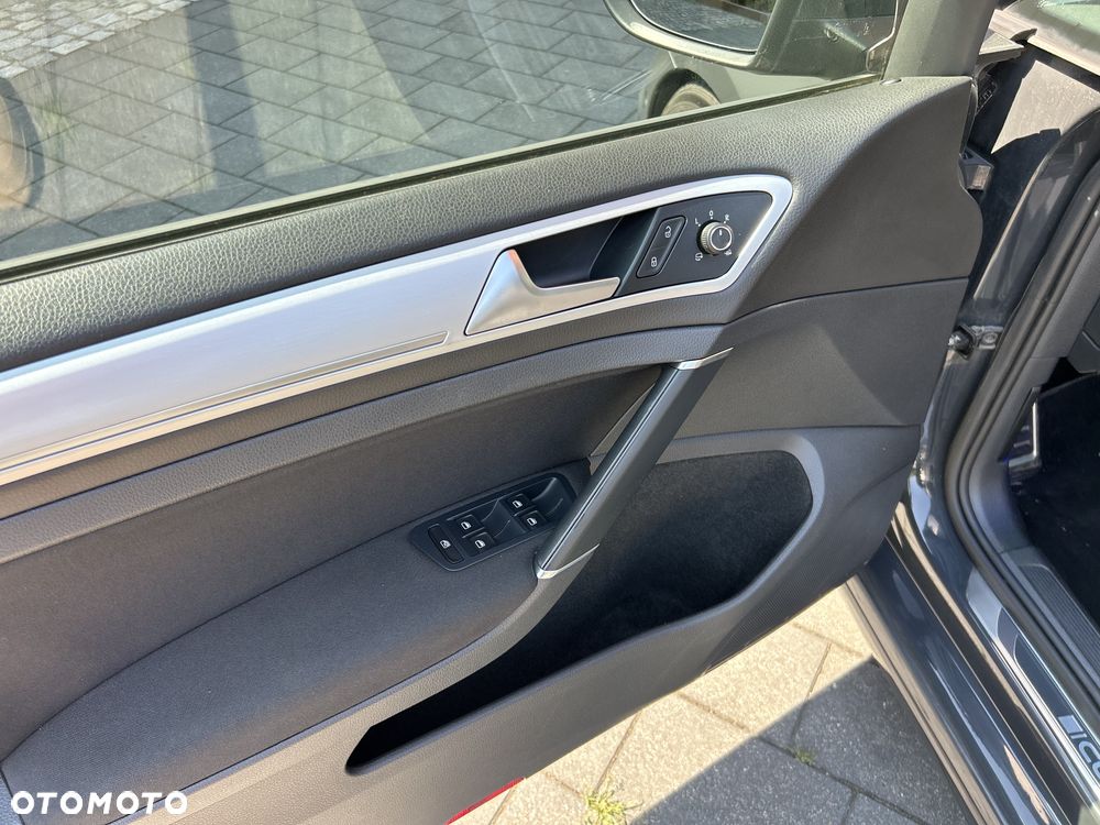 Volkswagen Golf 1.2 TSI BlueMotion Technology DSG Cup - 18