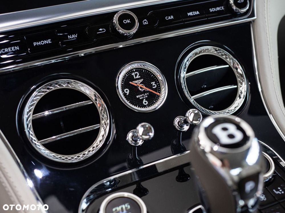Bentley Continental GT - 29