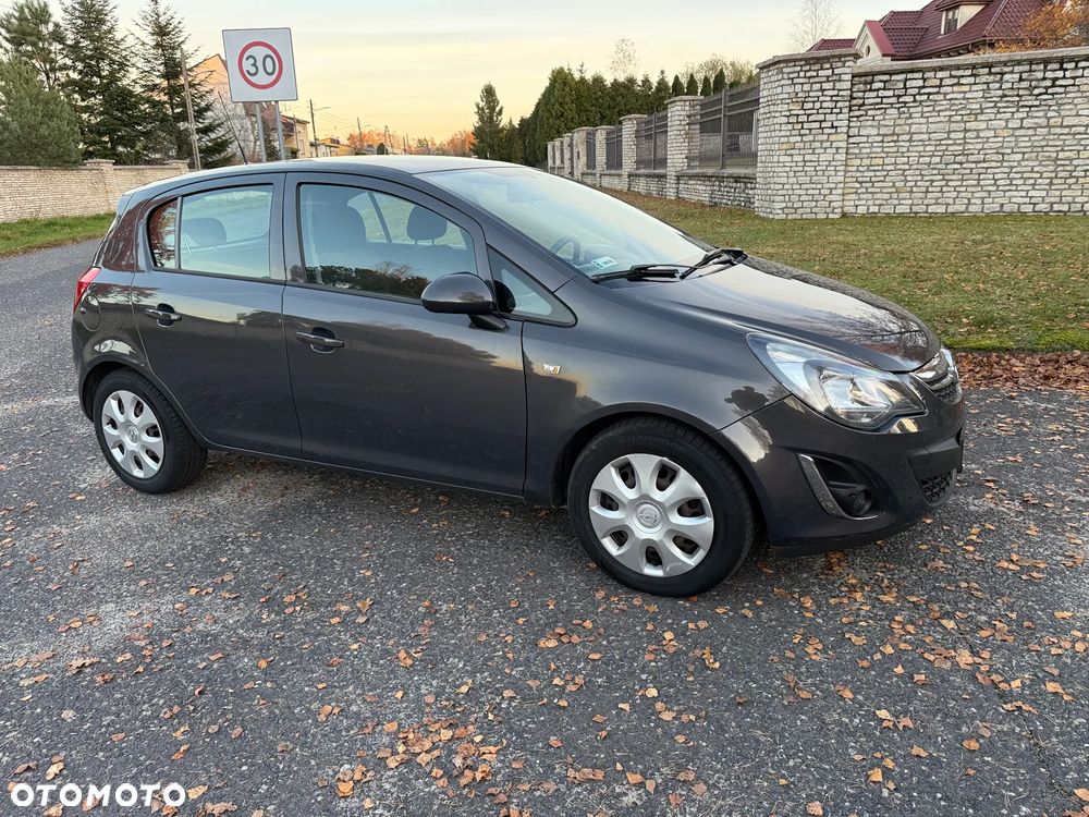 Opel Corsa 1.2 16V Cosmo - 18