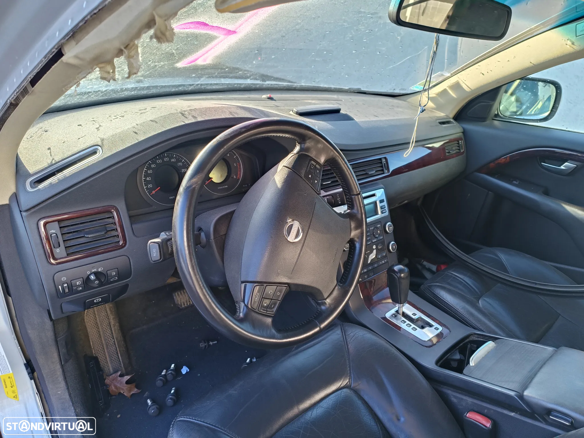 Volvo XC70 2008, PARA PEÇAS . - 2