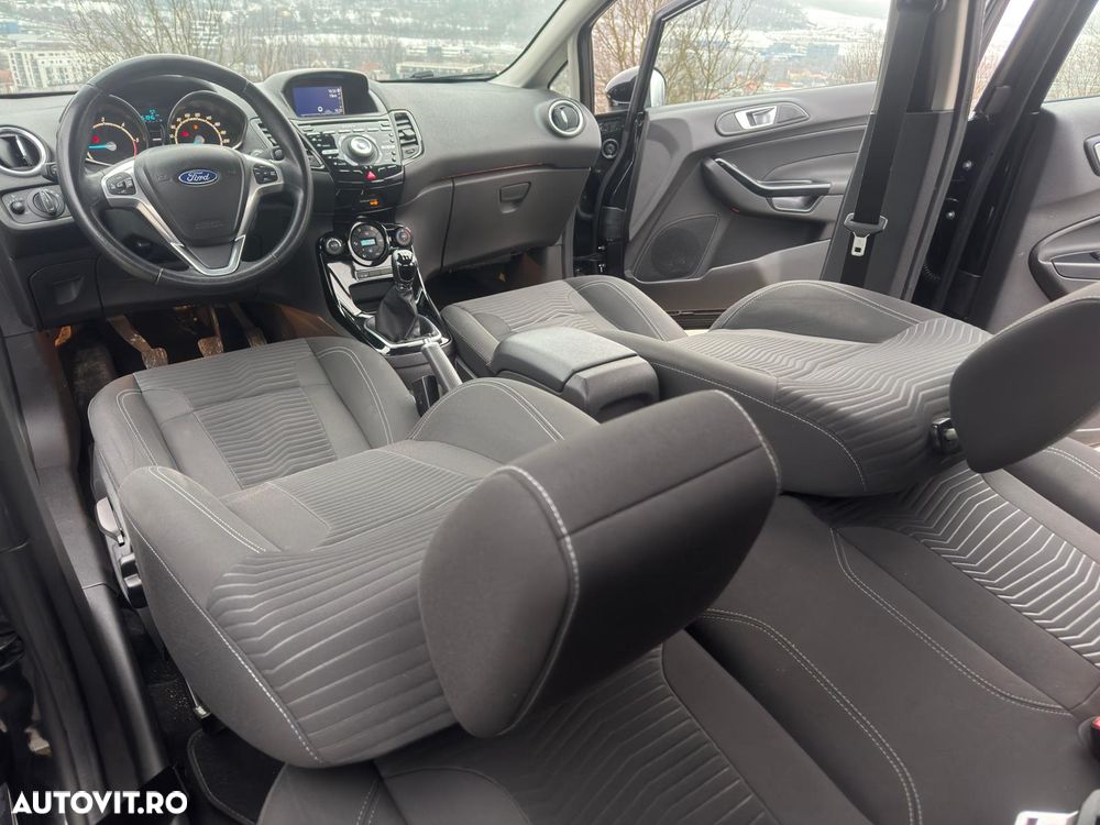 Ford Fiesta 1.6 TDCI Titanium - 16