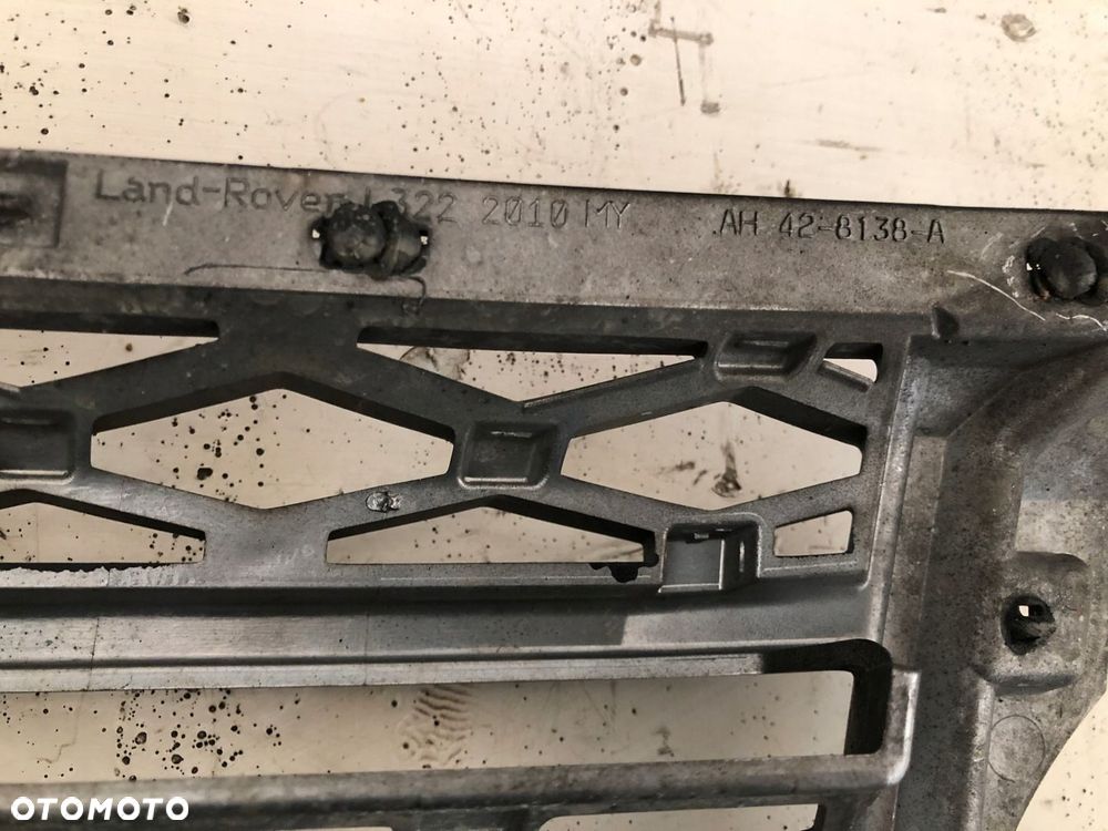 LAND ROVER L322 3.6 KRATKA PRZÓD GRILL - 6