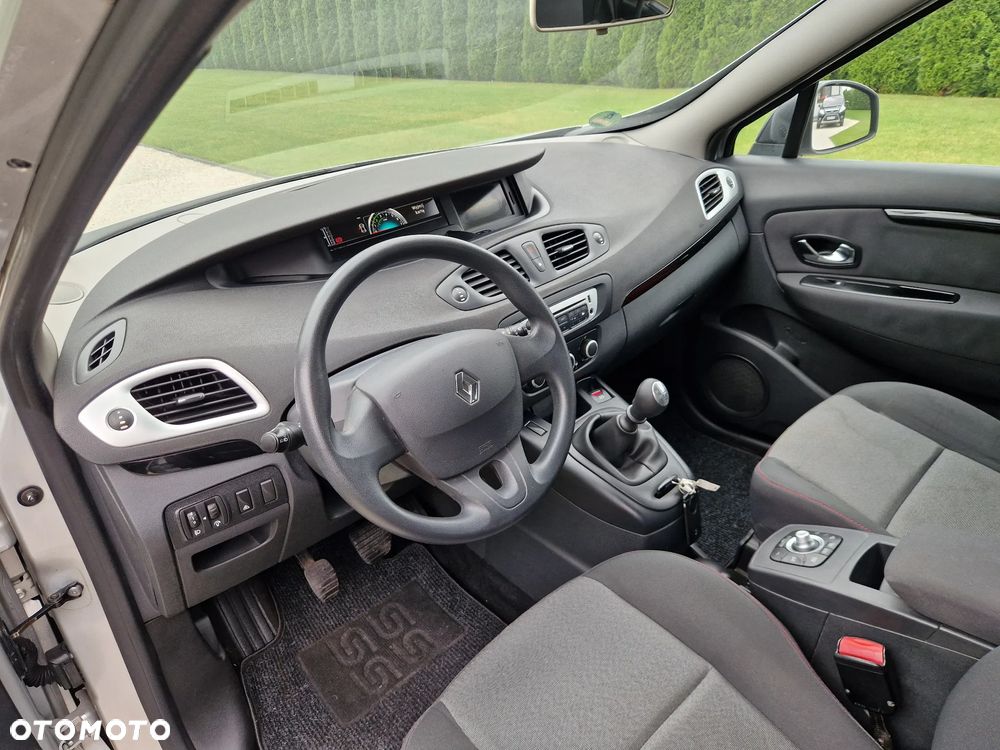 Renault Scenic 1.6 16V 110 TomTom Edition - 34
