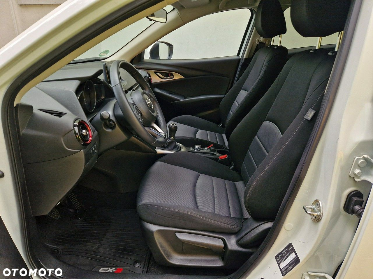 Mazda CX-3 SKYACTIV-G 120 FWD Exclusive-Line - 27