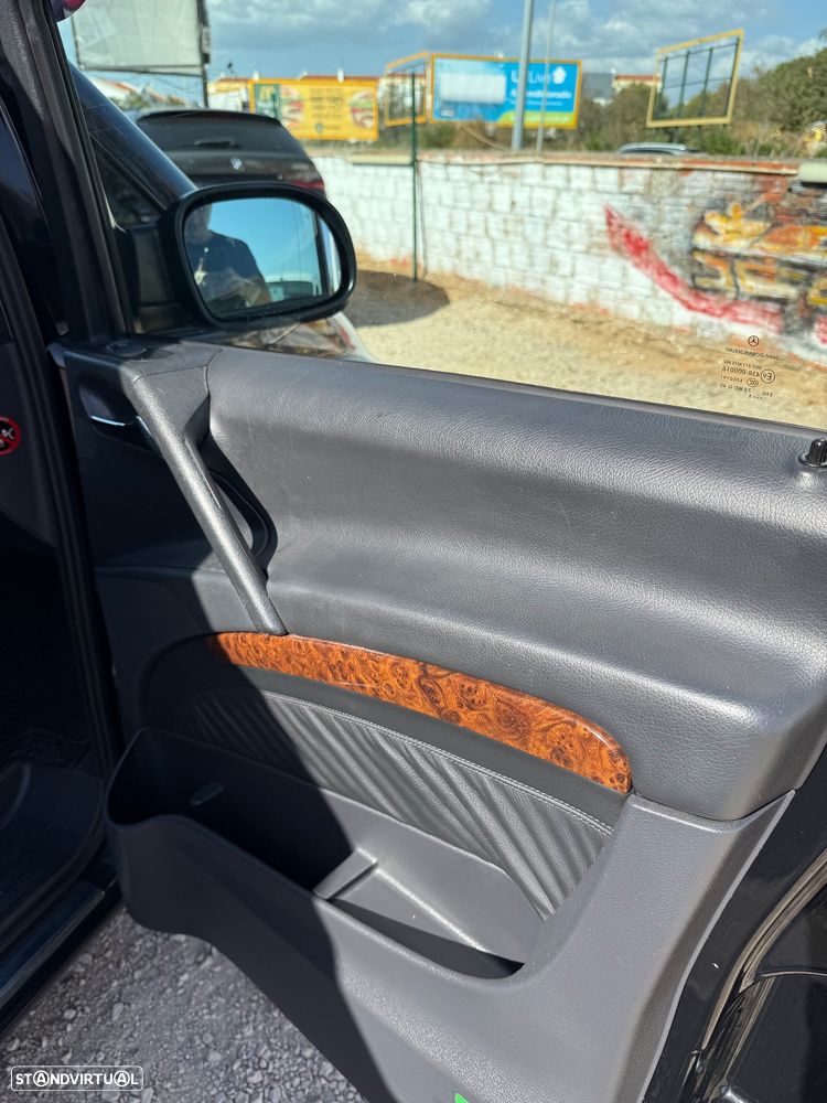 Mercedes-Benz Viano 2.2 CDi Ambiente Longo - 17