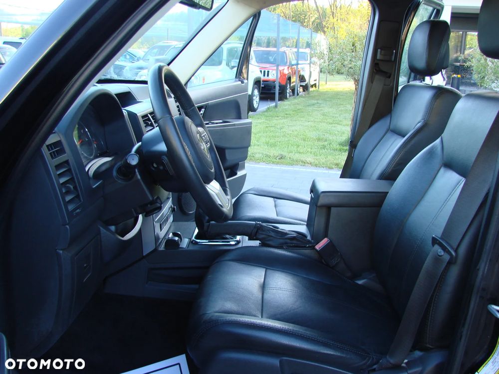 Jeep Cherokee - 20