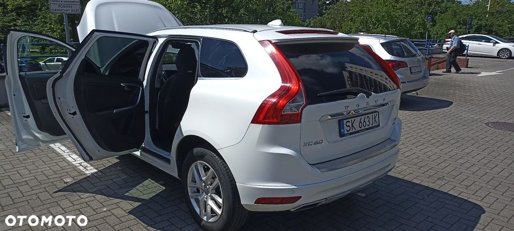 Volvo XC 60 D4 AWD Summum - 17