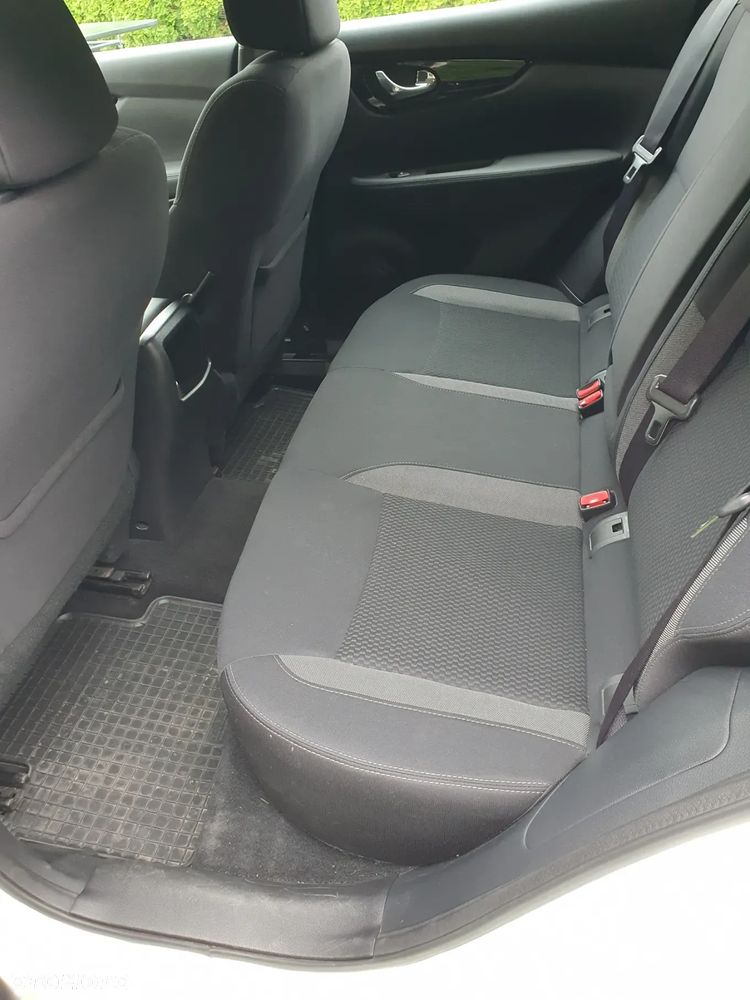 Nissan Qashqai 1.3 DIG-T Acenta - 10