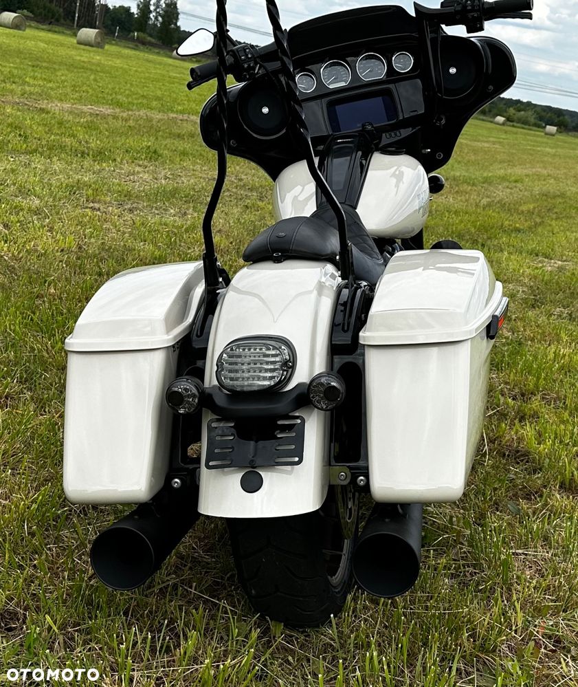 Harley-Davidson Touring Street Glide - 5
