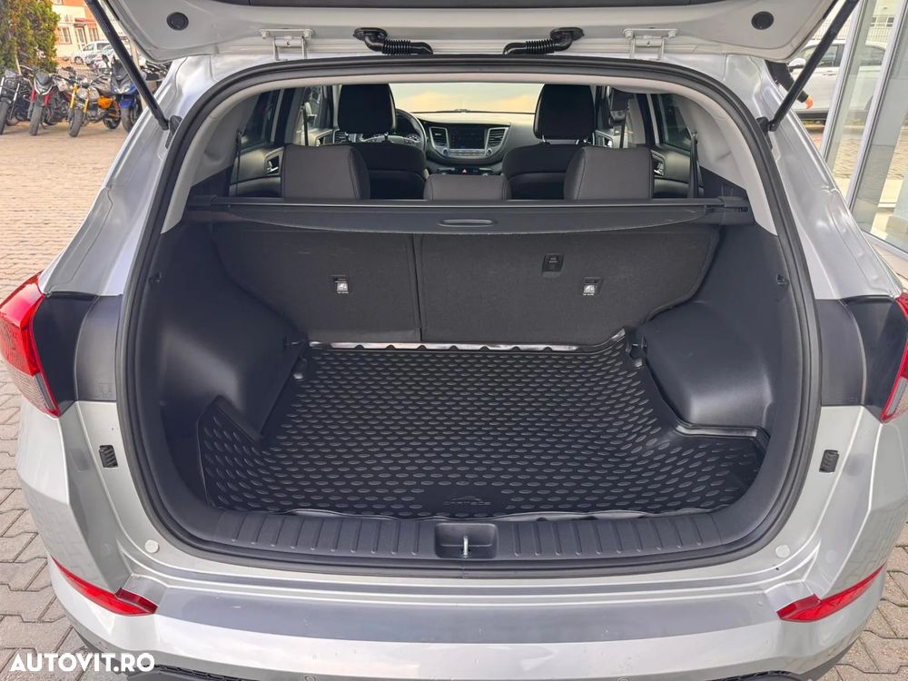 Hyundai Tucson 1.6 GDI 2WD 6MT Style - 8
