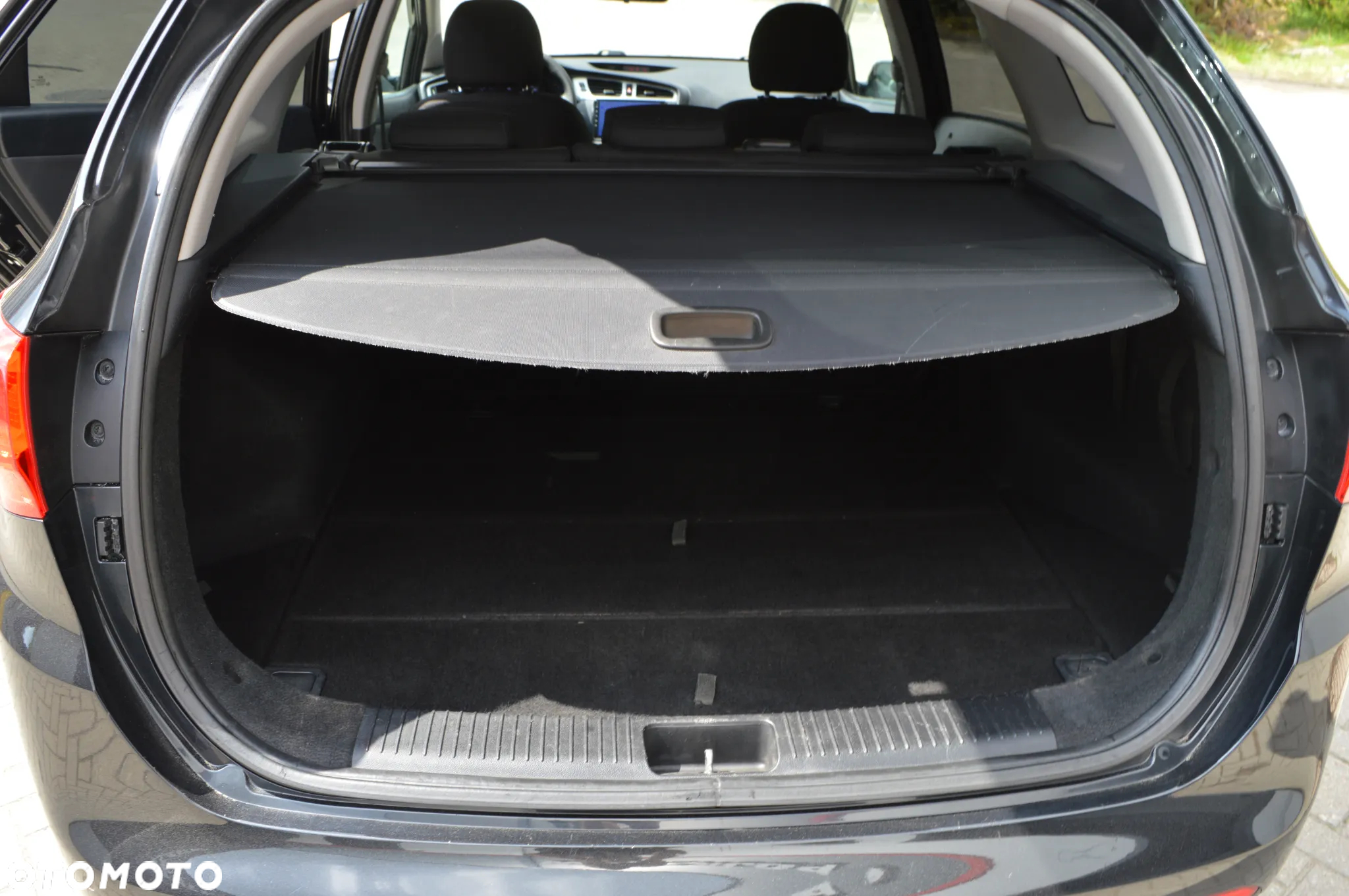 Kia Ceed 1.6 GDI Dream-Team Edition - 11
