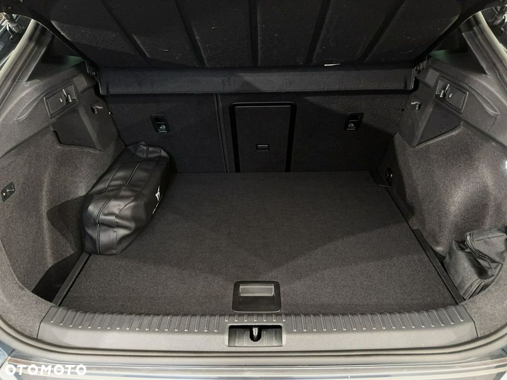 Cupra Formentor 1.5 TSI DSG - 32