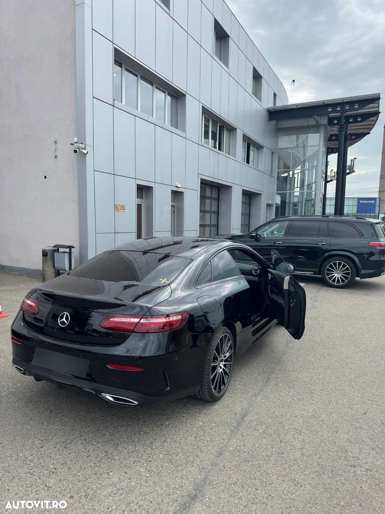 Mercedes-Benz E - 11