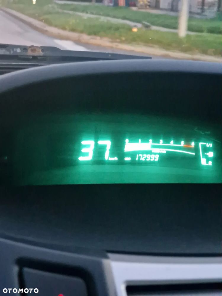 Toyota Yaris 1.4 D-4D Luna - 9