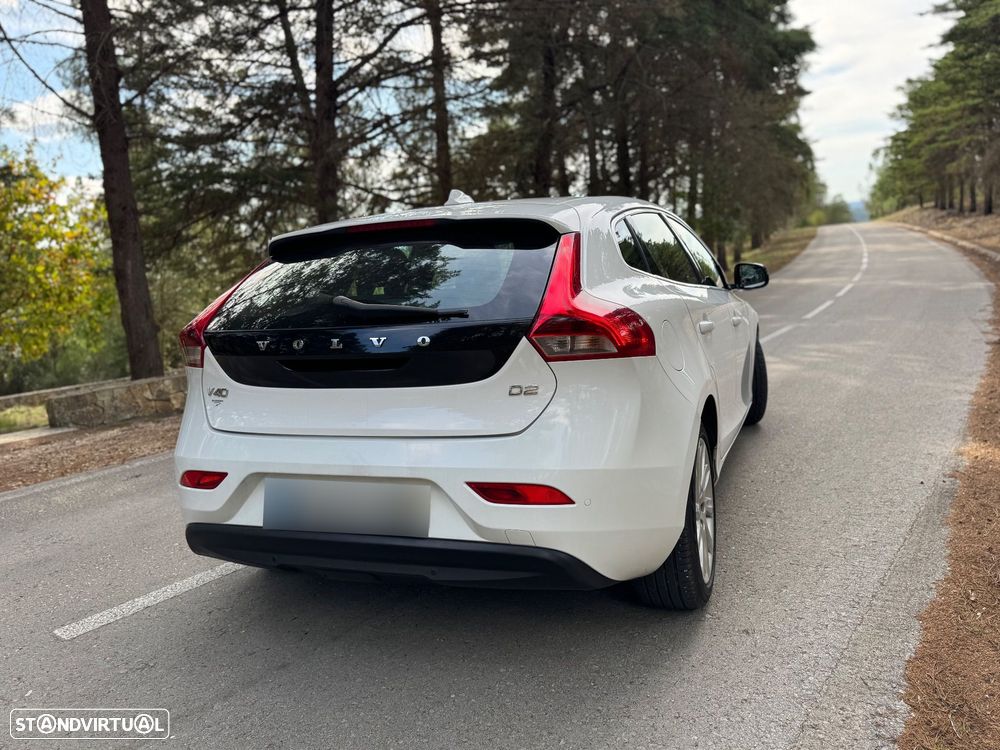 Volvo V40 1.6 D2 R-Design - 5