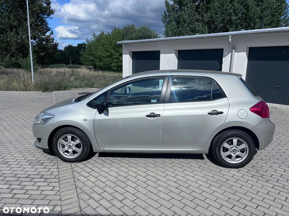 Toyota Auris ver-1-4-vvt--i-team - 14
