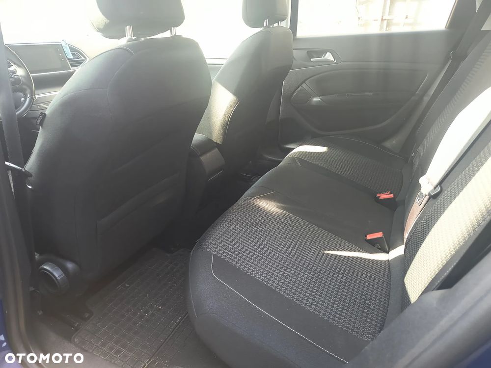 Peugeot 308 BlueHDi FAP 130 EAT6 Stop & Start Allure - 15