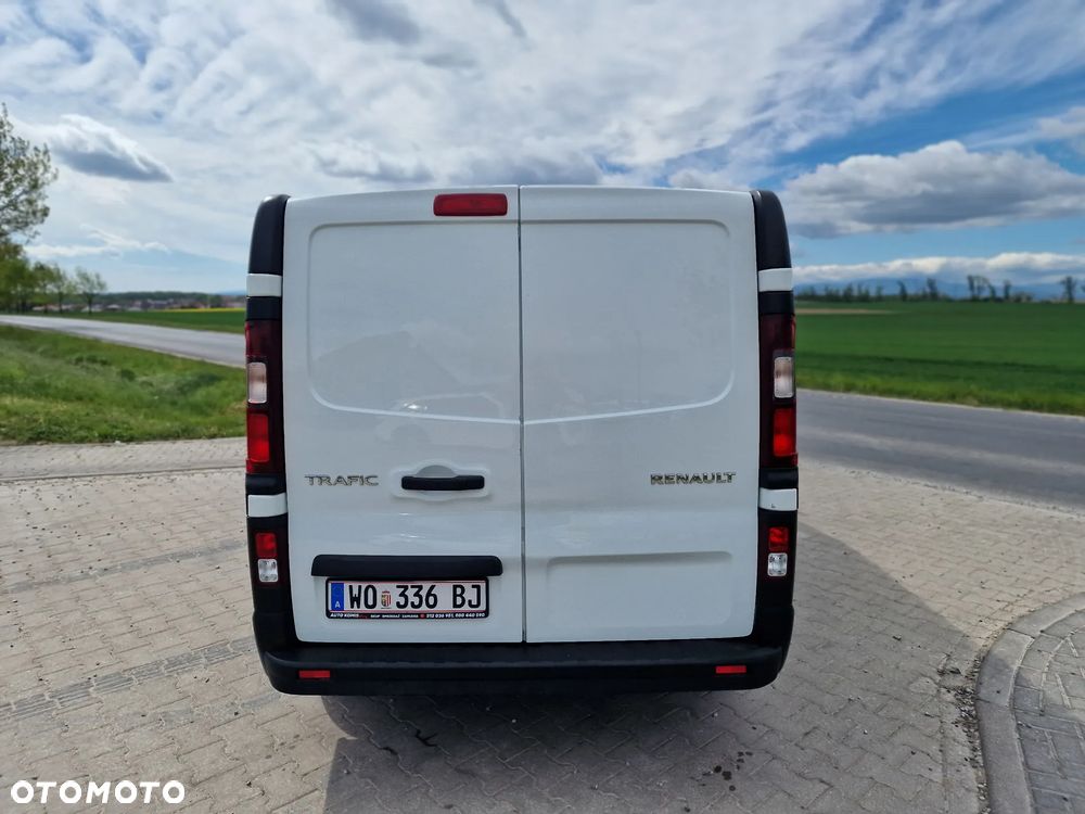 Renault Trafic - 12