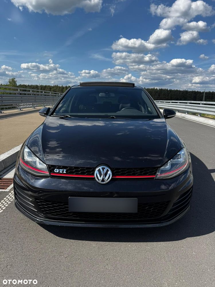 Volkswagen Golf 2.0 TSI BMT GTI - 2
