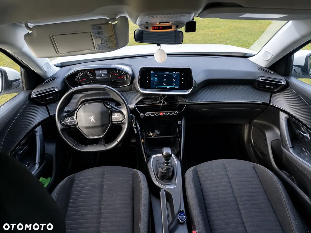 Peugeot 2008 1.2 PureTech Active Pack S&S - 4