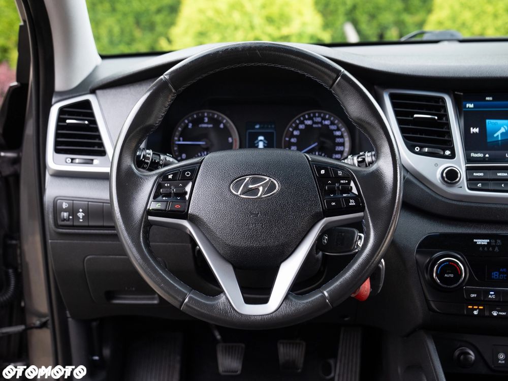 Hyundai Tucson 1.7 CRDI BlueDrive Style 2WD - 31