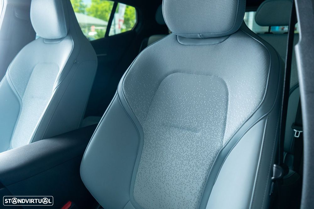 Volvo EX30 Twin Motor Performance AWD Ultra - 8