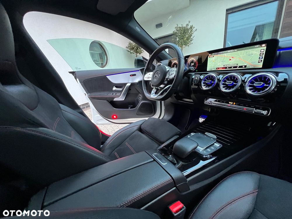 Mercedes-Benz CLA 250 4-Matic AMG Line 7G-DCT - 8