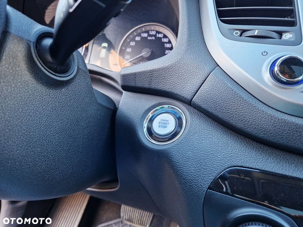 Hyundai Tucson 2.0 CRDi 4WD Automatik Intro Edition - 27