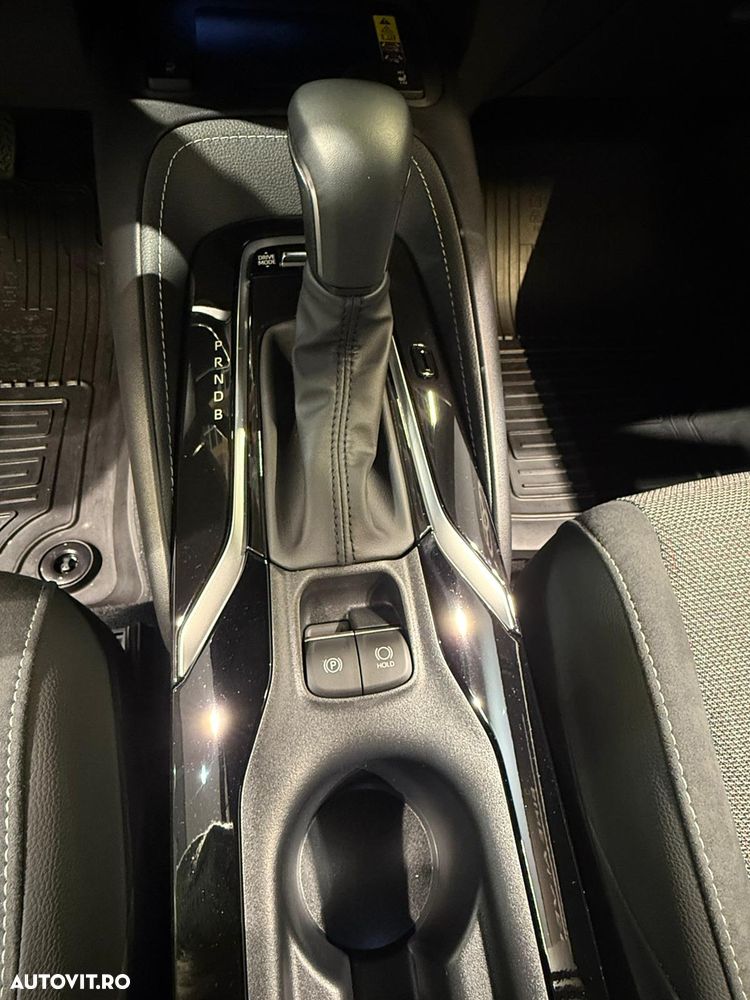 Toyota Corolla 1.8 HSD Dynamic - 7