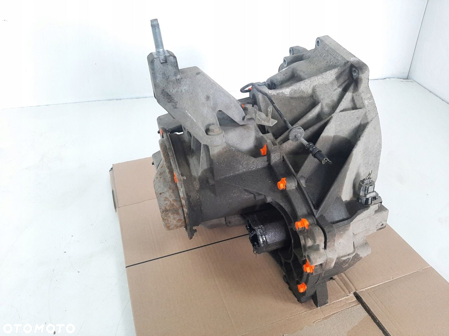 FORD FOCUS MK1 LIFT 1.4 16V 03R SKRZYNIA BIEGOW XS4R7002CF - 2